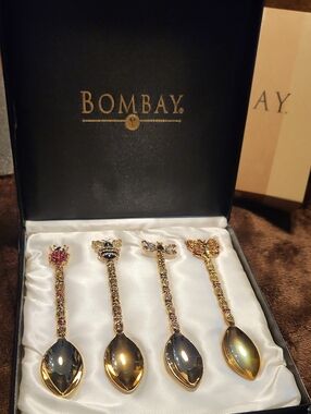 Bombay GoldTone Bee, Butterfly,lady Bug. Decorative Spoon Set W/ Colorful Jewels